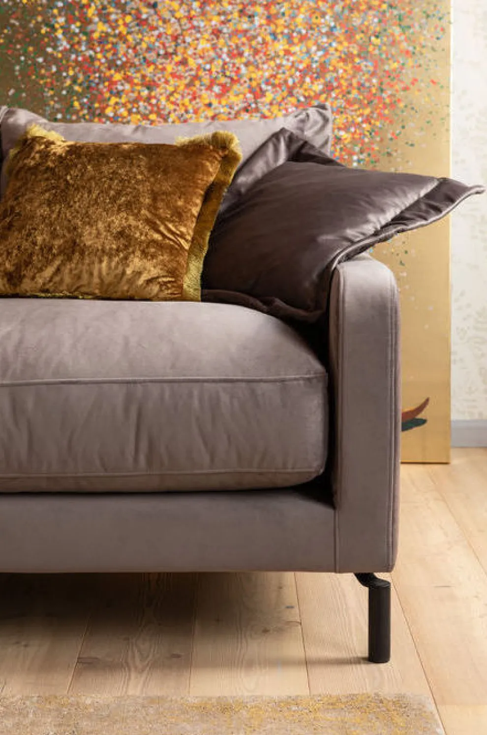 Bank Lullaby 2-Zits Taupe