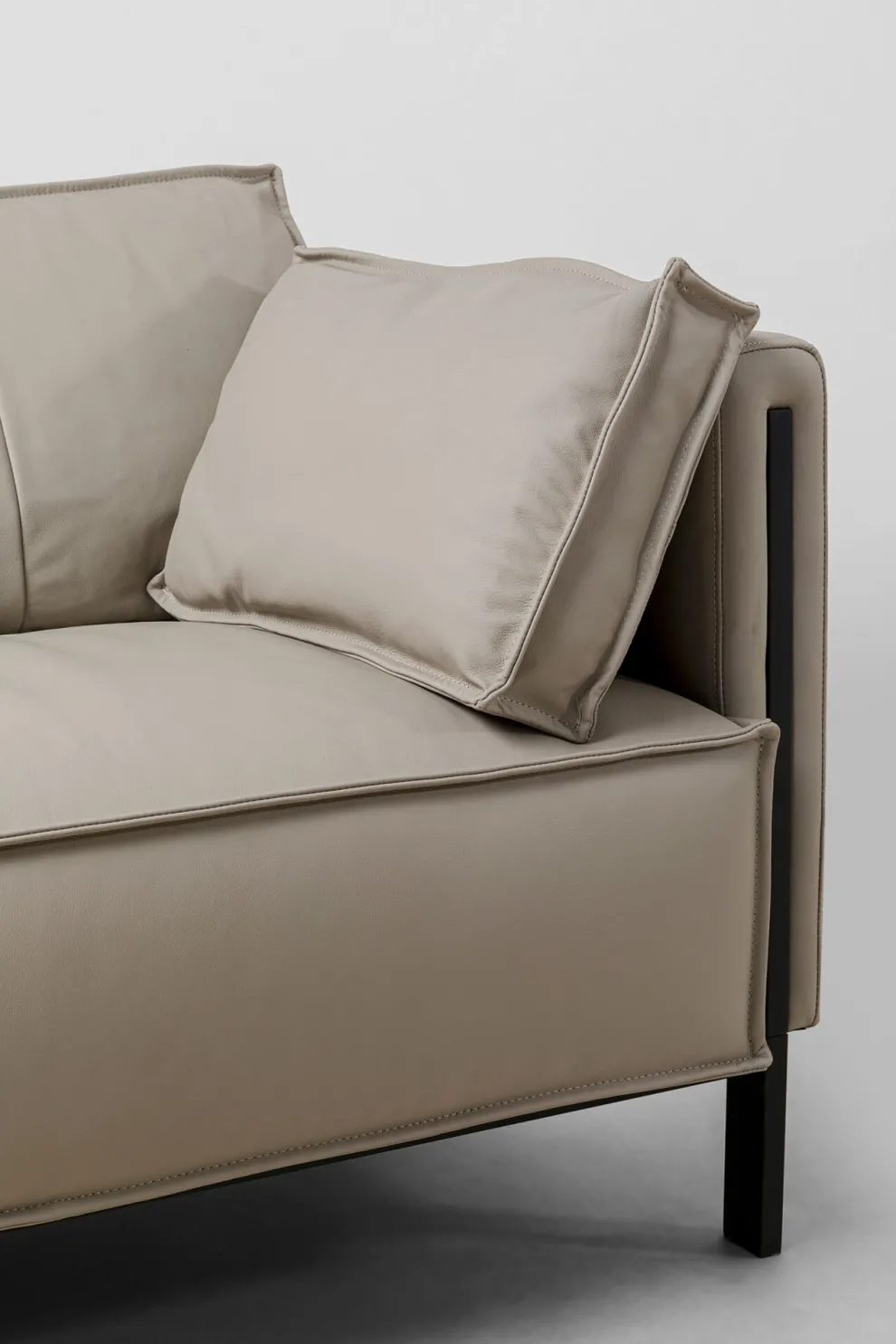 Bank 3-Seater Victor Leather Grey 233cm