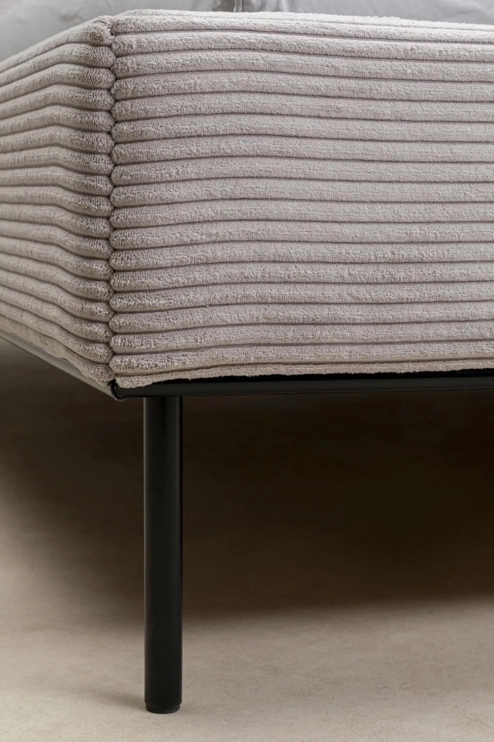 Bed East Side Cord Grey 160x200cm
