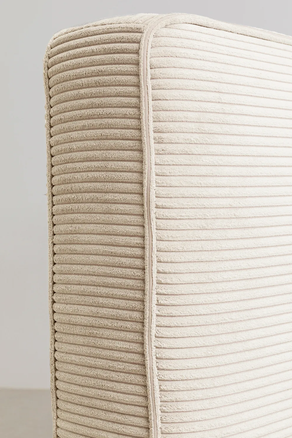 Bed East Side Cord Creme 180x200cm