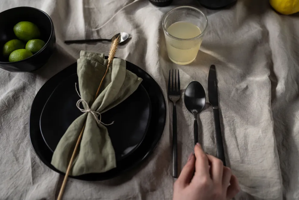 Bestek Gloria Mat Zwart (16 Stuks)