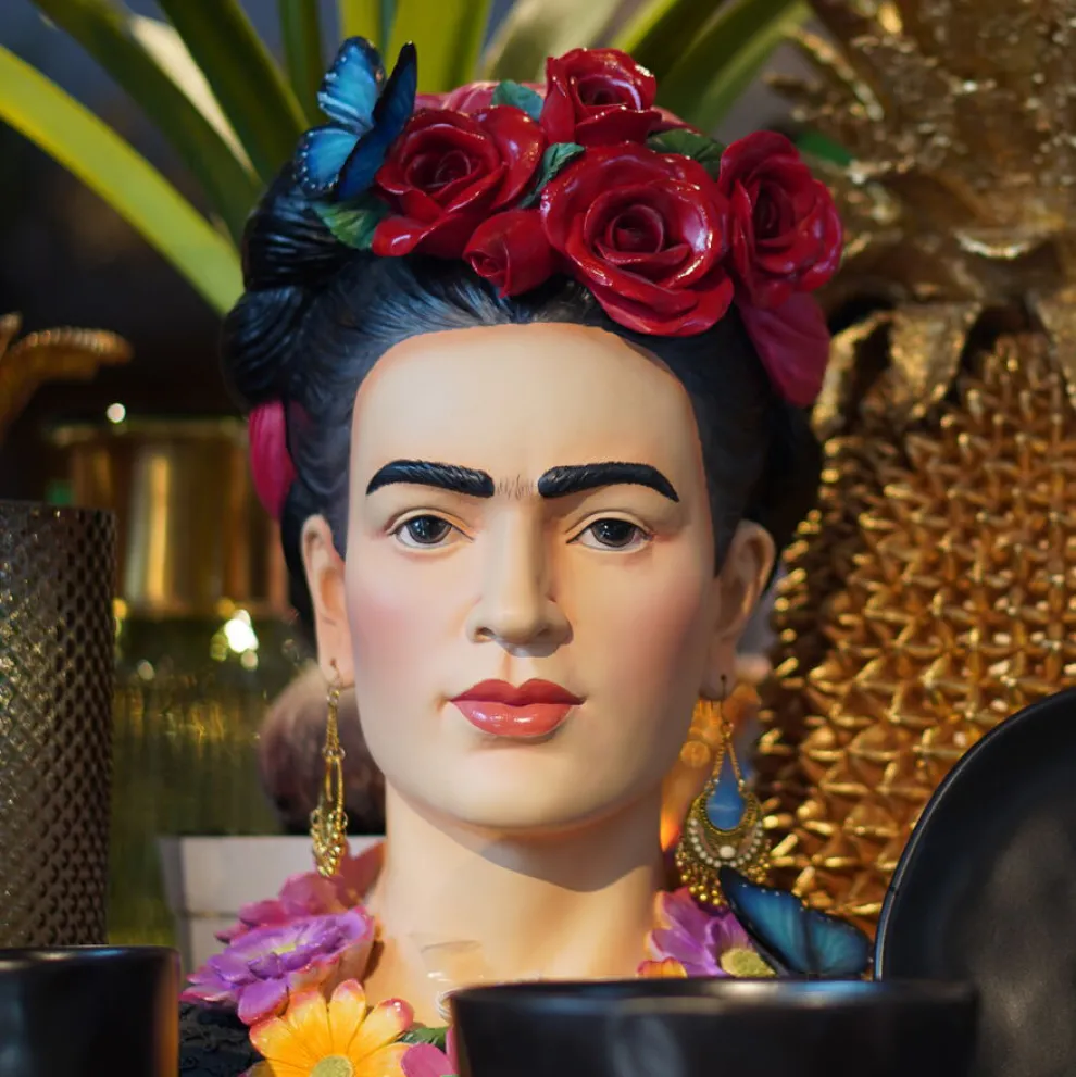 Decofiguur Style Muse Flowers