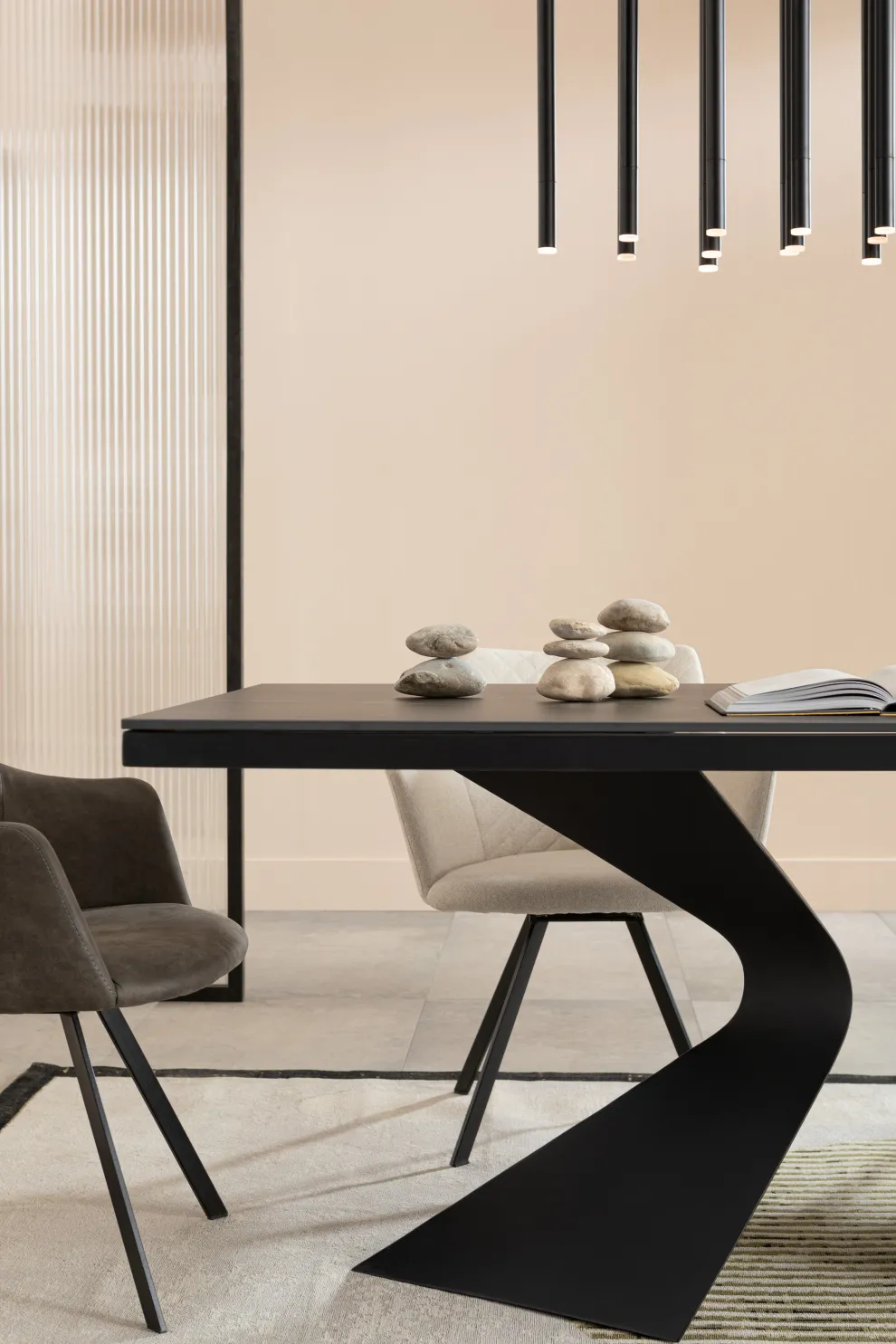 Eettafel Gloria Black Ceramic Black 200x100cm