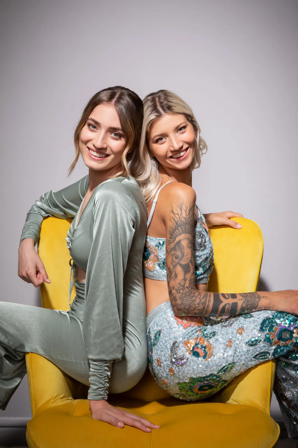 Fauteuil Black Vicky Fluweel Geel