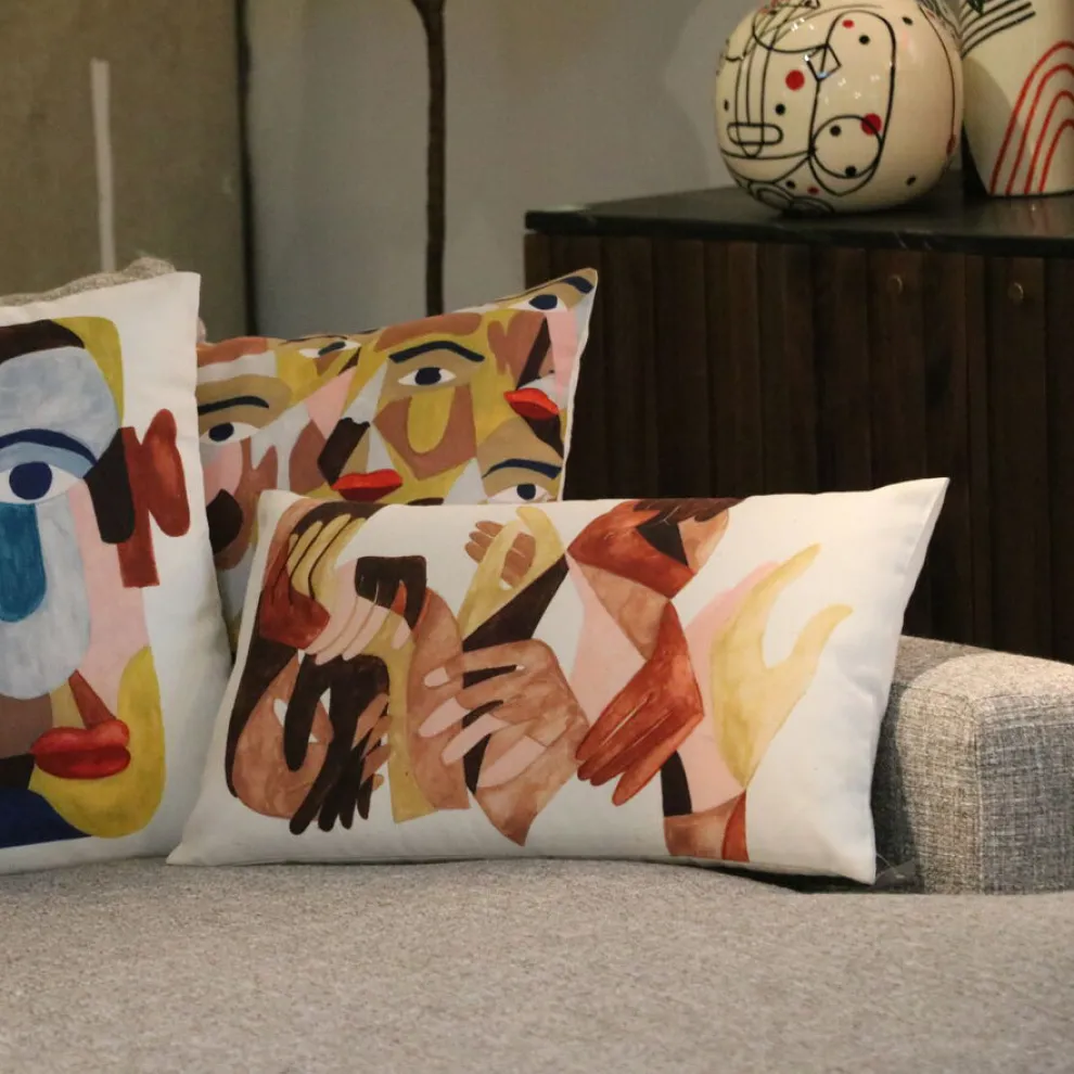 Kussen Artistic Hands 50x30cm