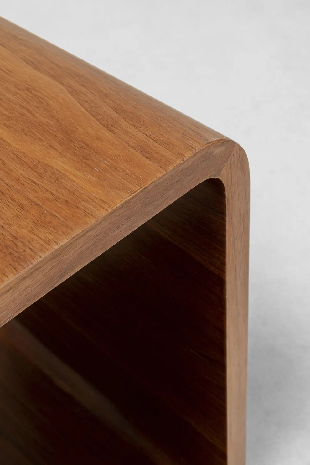 Lounge Cube MDF Walnut