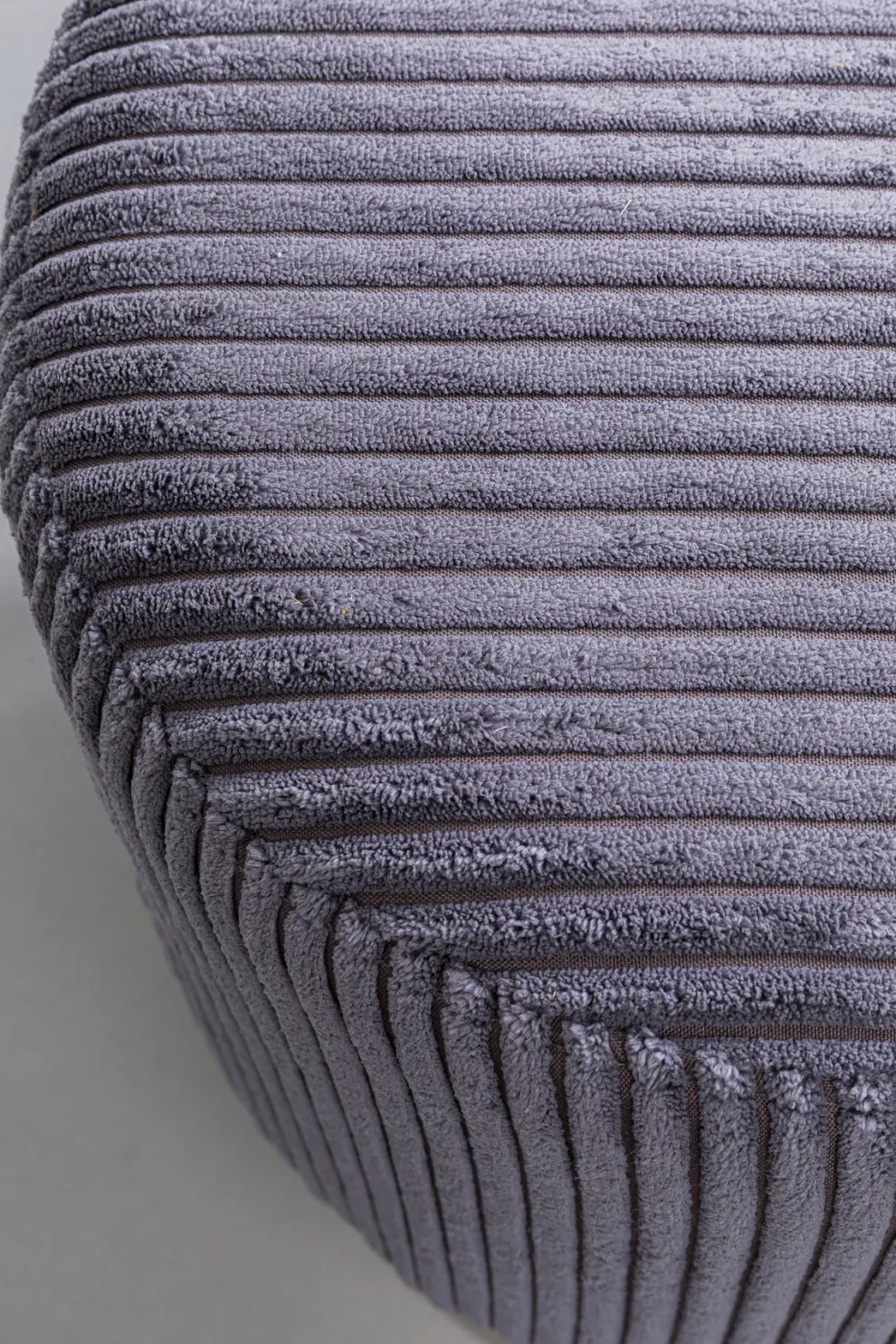 Poef Cherry Grey Cord Brass 35cm