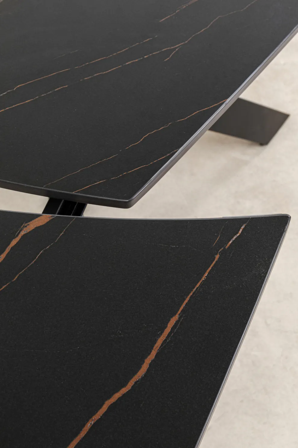 Uitschuiftafel Twist Black 120(30+30)x90cm