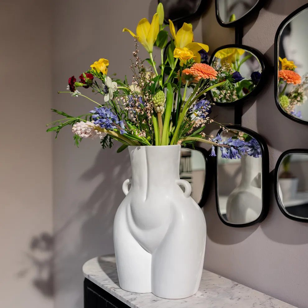 Vaas Donna White 40cm