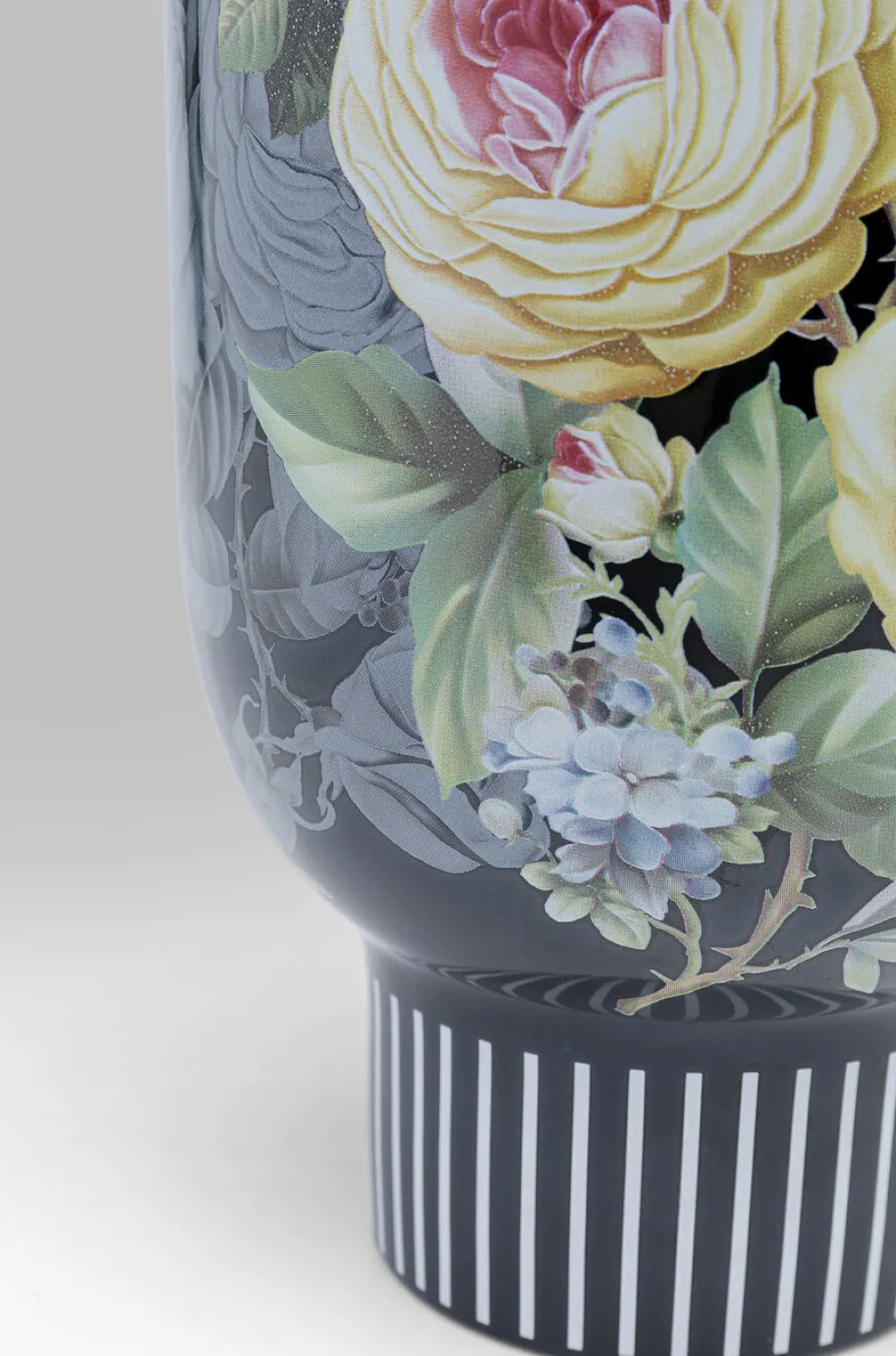 Vaas Rose Magic Zwart 27cm