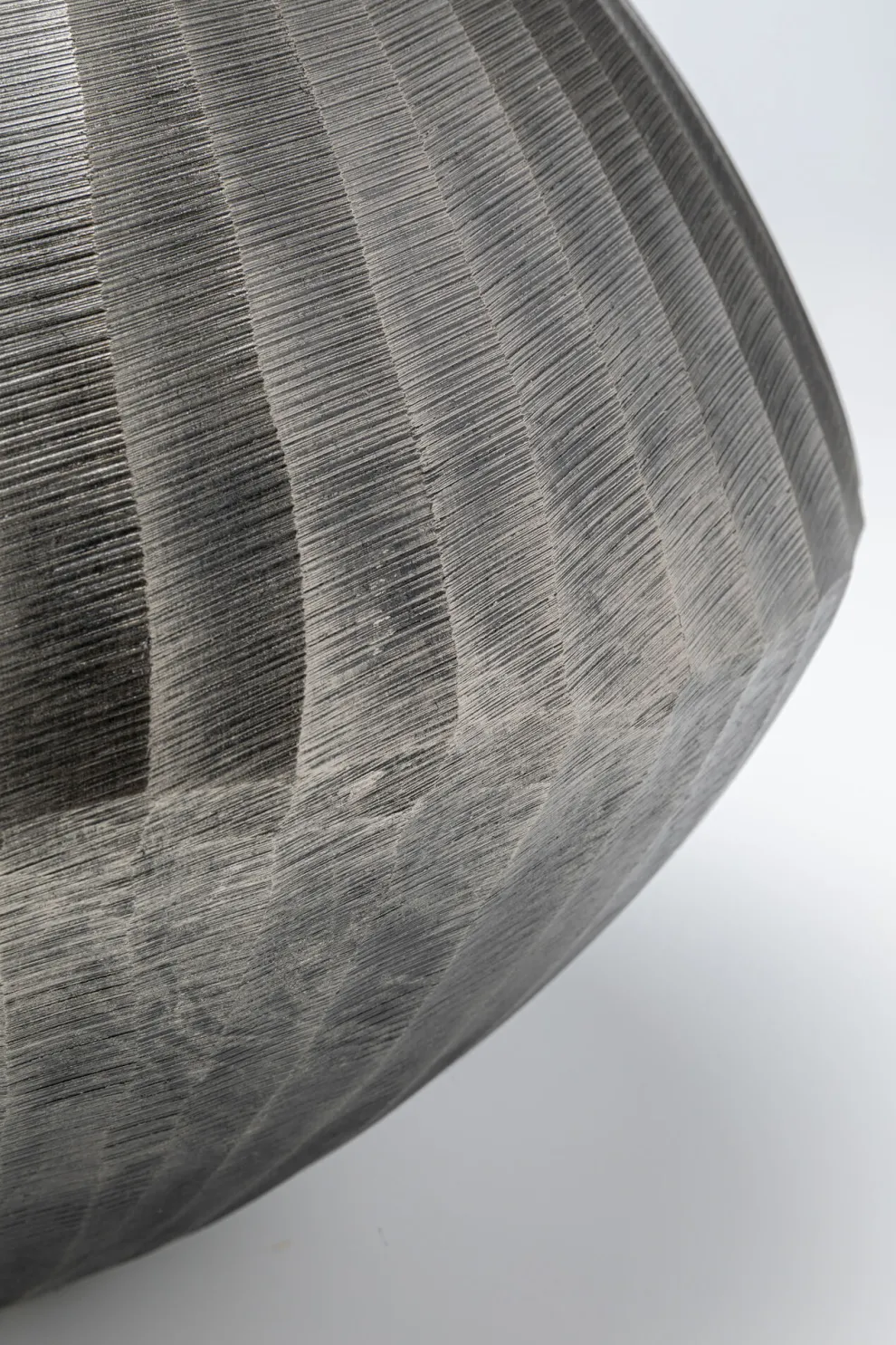 Vaas Sacramento Carving Silver 30cm