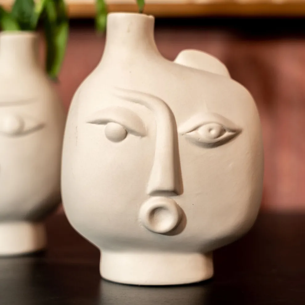 Vaas Spherical Face Left 16cm